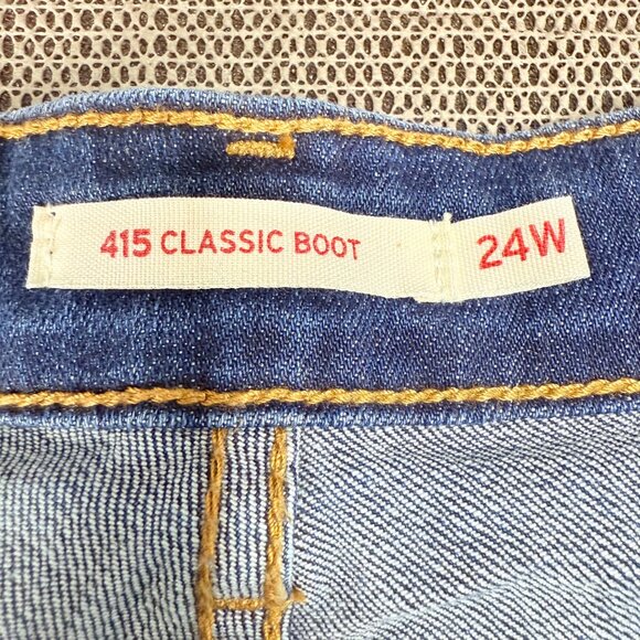 Levis Womens 415 Classic Bootcut Jeans Size 24W Blue Denim - Picture 4 of 11